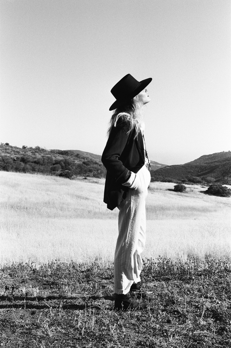 003_17950026Ranch_Hand_Woman_BlackandWhite