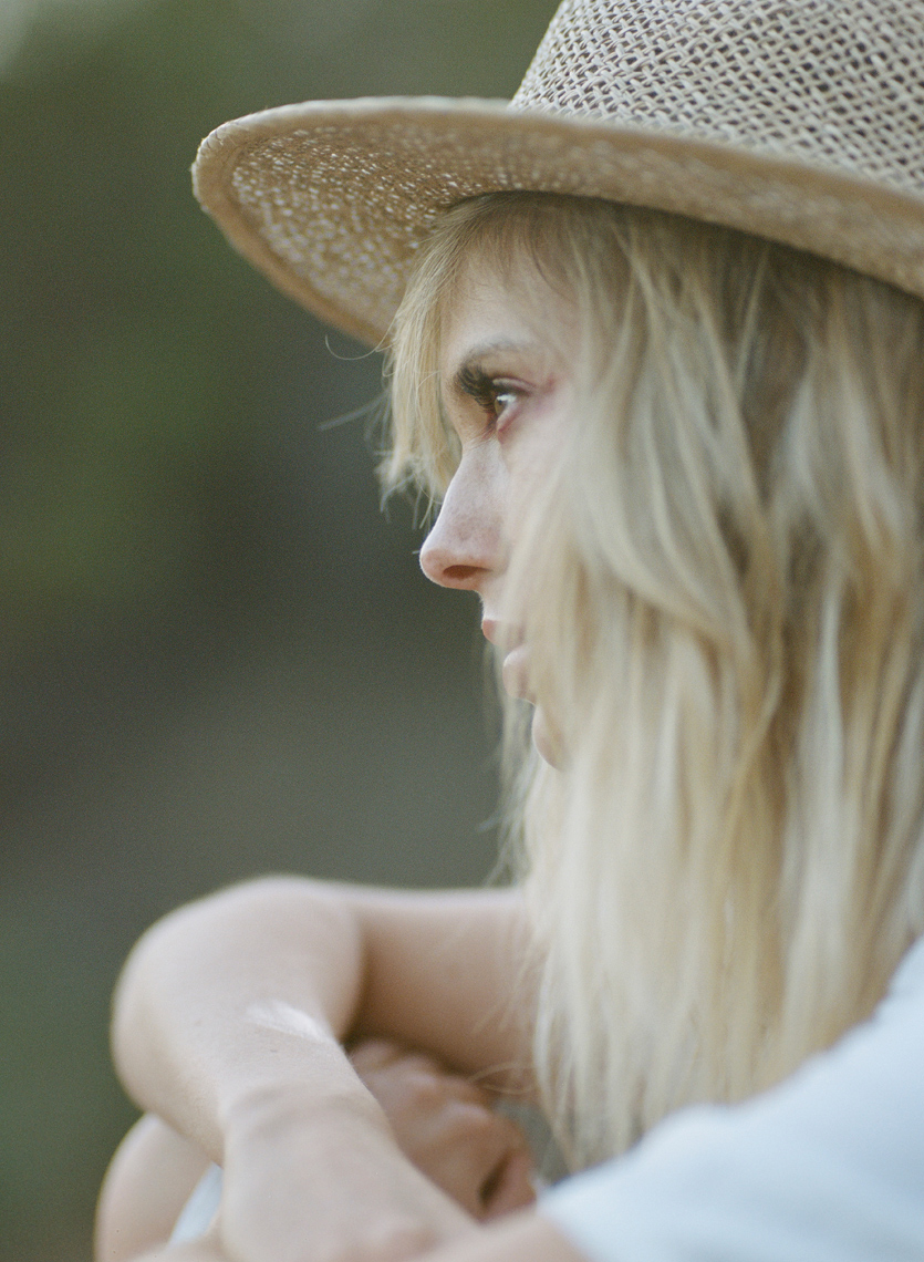 012_17730002Ranch_Hand_Woman